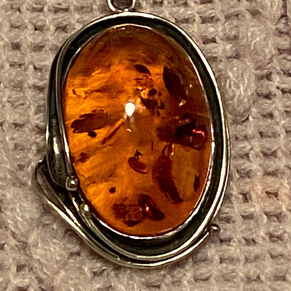 Vintage sterling silver necklace W/amber pendant - Picture 3 of 5